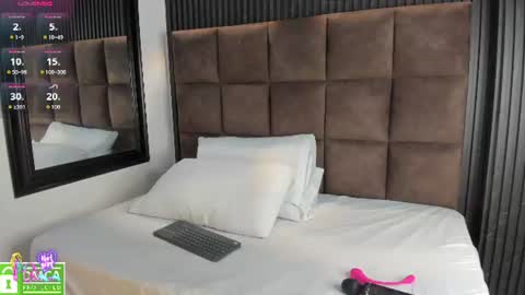 Snapshot of scarlet__love__ chatting on 07.08.26 scarlet__love__ online show from 07.08.26