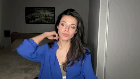 Sophie online show from 05.26.26