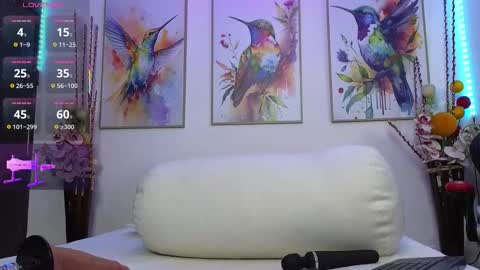 Scarlet online show from 11.03.25