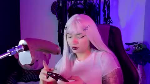 scarlet_gold online show from 06.18.26