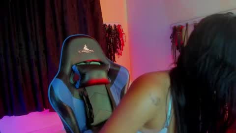 scarlet taylor kennedy online show from 10.11.25