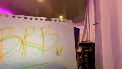 scarlet whisper online show from 11.13.25