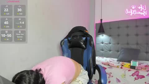 scarlet online show from 04.08.26