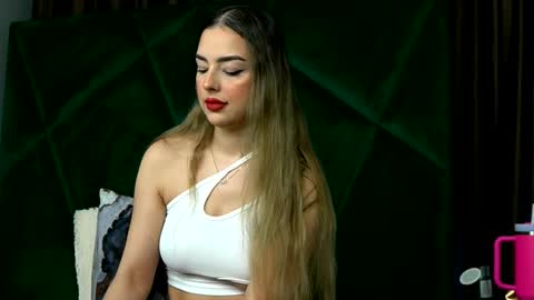 Scarlet online show from 02.11.26