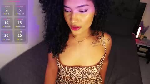 Scarlet Fox online show from 09.10.25