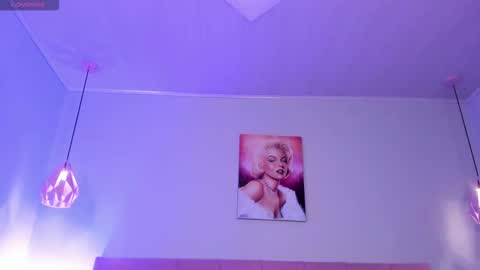 Scarlet  online show from 11.03.25