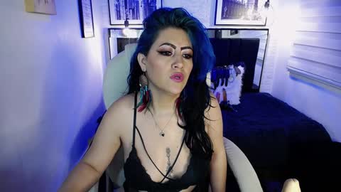 Scarleth online show from 12.23.24