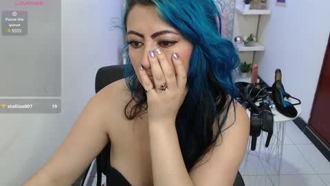 Scarleth online show from 01.08.25