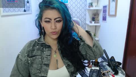 Scarleth online show from 01.17.25