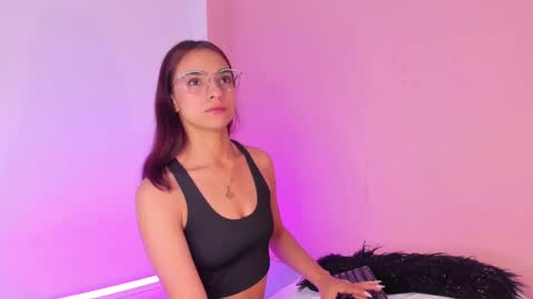 I am  Scarleth  Check mi profile online show from 01.04.25