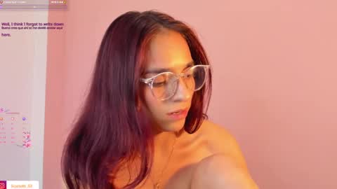 I am  Scarleth  Check mi profile online show from 01.14.25