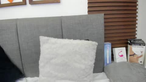 Snapshot of scarleth_swann chatting on 02.07.25 scarleth online show from 02.07.25