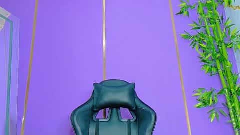 Denis online show from 10.17.25