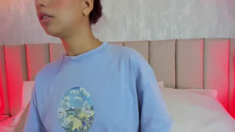 Scarlet  online show from 02.12.25
