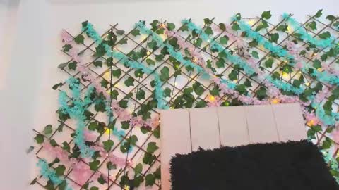 scarlet  online show from 02.01.26