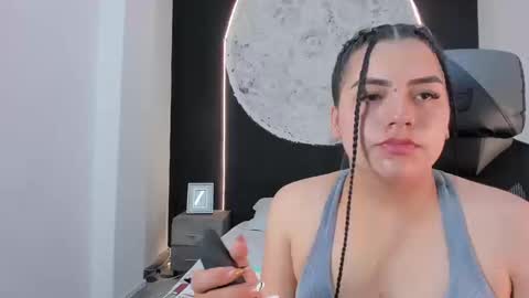 Scarlet online show from 10.20.25