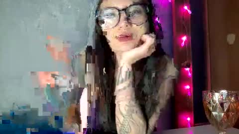 scarletpetal online show from 01.25.25