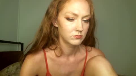 Snapshot of scarletsatine chatting on 03.04.25 Scarlet Satine online show from 03.04.25