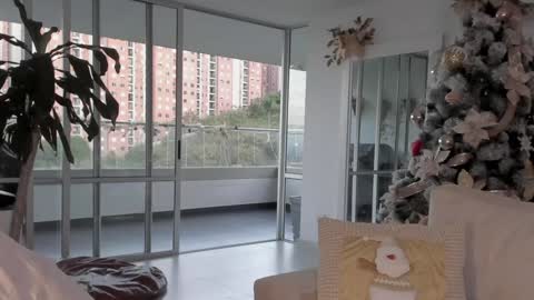 juli online show from 01.13.25