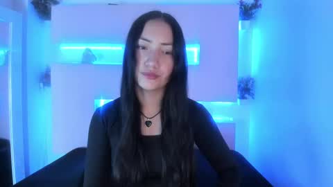 SCARLETT FOX  online show from 09.18.25