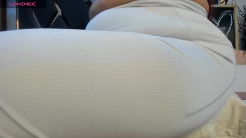 Scarlett Anaiz online show from 02.15.26