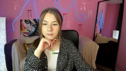 Scarlett online show from 04.06.26