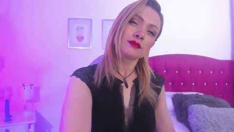 scarlett_blake11 online show from 09.09.25