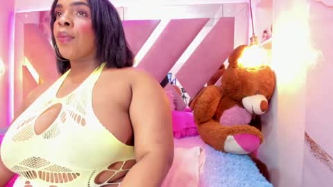 Snapshot of scarlett_boonett chatting on 01.09.25 Scarlett online show from 01.09.25