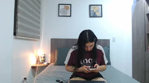 Scarlett Brown online show from 04.03.26