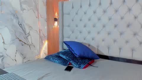 Snapshot of scarlett_diaz17 chatting on 10.01.25 Mariana online show from 10.01.25