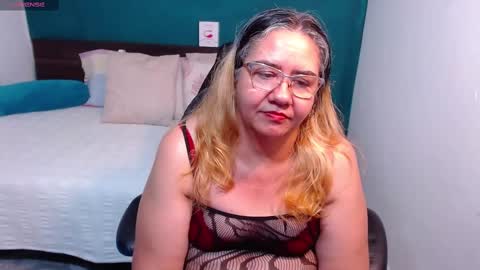 Scarlett  online show from 02.17.25