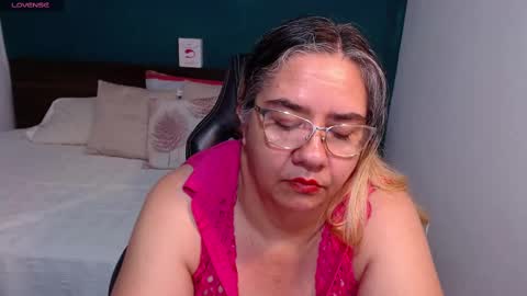 Scarlett  online show from 02.22.25