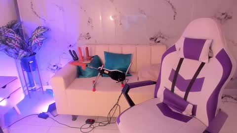 Snapshot of scarlett_enjoy1 chatting on 09.15.25 scarlett_enjoy1 online show from 09.15.25
