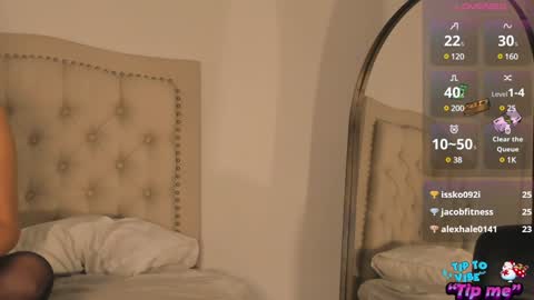 Scarlett Grand online show from 12.23.24