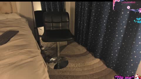 Scarlett Grand online show from 12.23.24