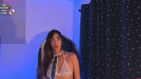 Scarlett Grand online show from 01.11.25