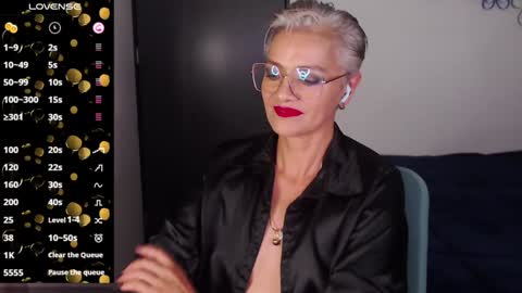 Scarlett online show from 01.10.25