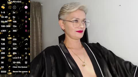 Scarlett online show from 01.26.25