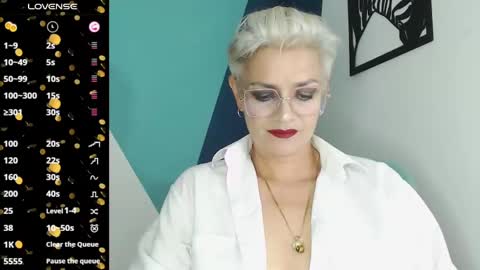 Scarlett online show from 02.23.25