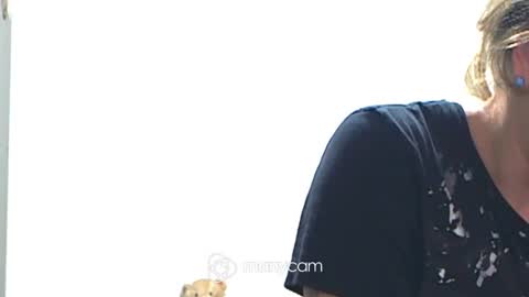 scarlett_queen01 online show from 10.23.25