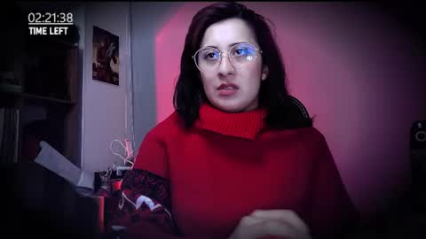 Snapshot of scarlett_sen chatting on 07.10.26 Mistress Scarlett online show from 07.10.26