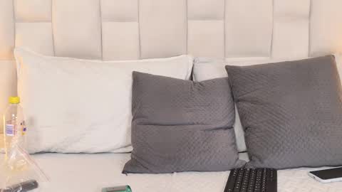 scarlett_sm online show from 10.16.25