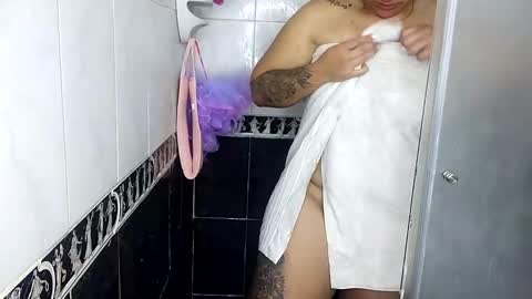 scarlett_tommy online show from 12.13.24