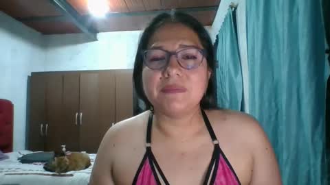 Snapshot of scarlett_widow chatting on 09.14.25 scarlett_widow online show from 09.14.25