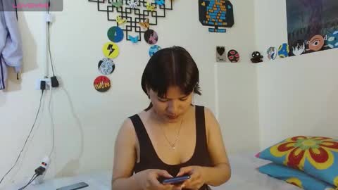 Snapshot of scarlett_yummy chatting on 01.14.25 Amy and Nathy online show from 01.14.25