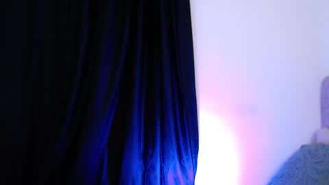 Snapshot of scarlettbrowmn chatting on 03.04.25 Sara online show from 03.04.25