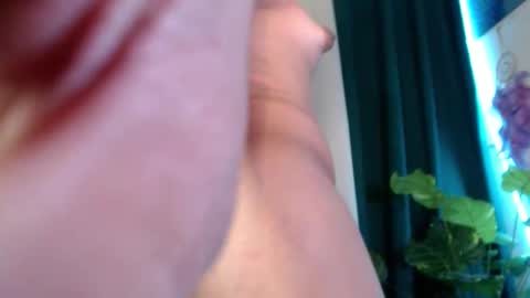 YOUR GIRLFRIEND online show from 02.20.26