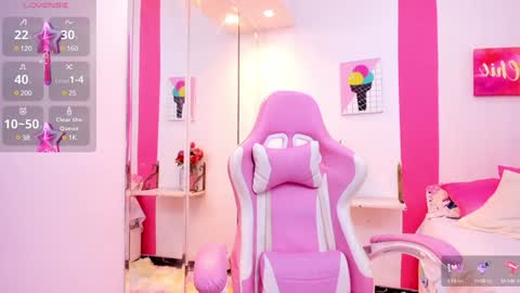 Scarlette  online show from 12.27.24