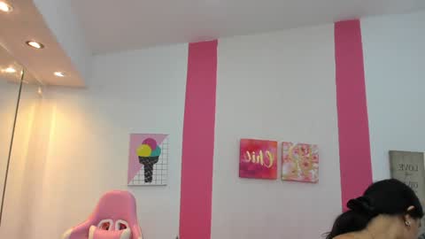 Scarlette  online show from 01.07.25