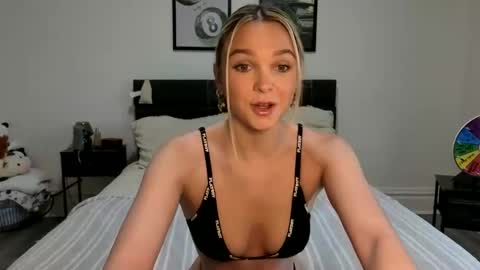 Scarlett online show from 03.30.26